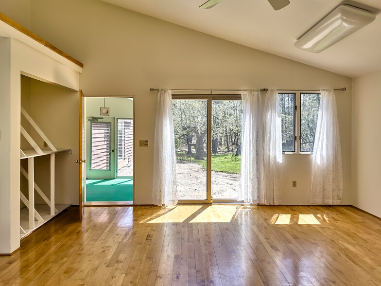 More Photos Of 349 Old Stockbridge Rd, Lenox Schools For Sale