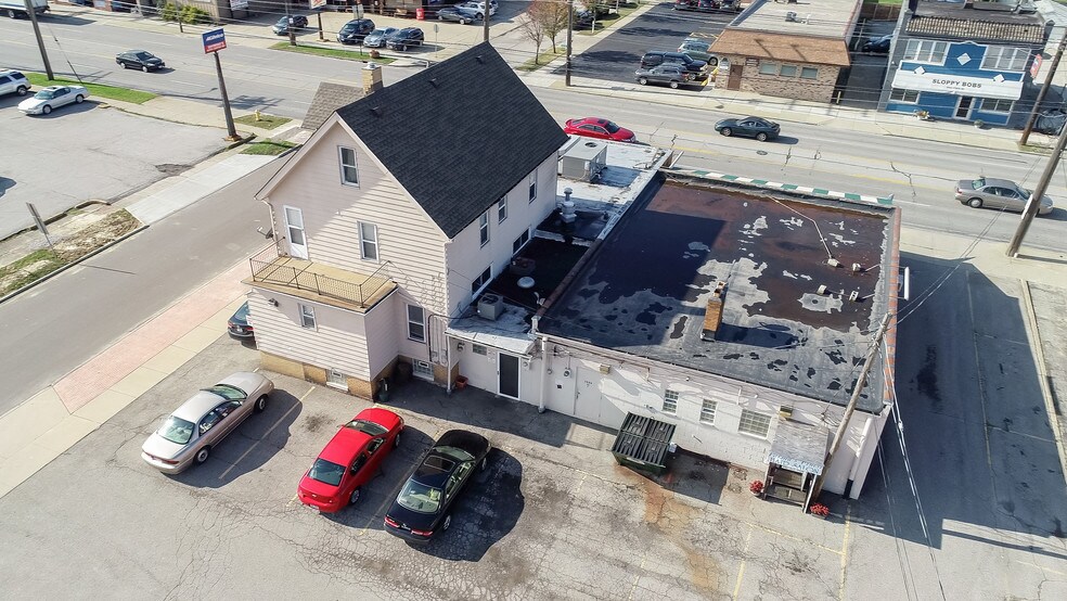 More Photos Of 6001 State Rd, Parma Restaurant For Sale