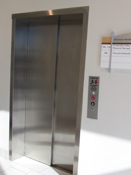 More Photos Of 10630 Sepulveda Blvd, Mission Hills Medical For Lease