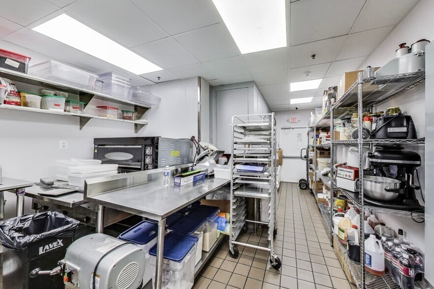 More Photos Of 1355 U St NW, Washington Restaurant For Lease