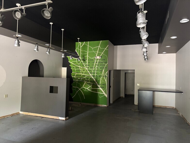 More Photos Of 431-445 Upton Dr, Saint Joseph Office For Sale