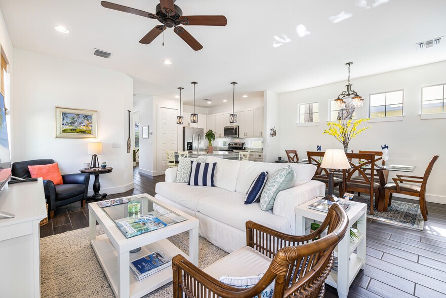 More Photos Of 2974 Van Buren Ave, Naples Storefront Retail Residential For Sale