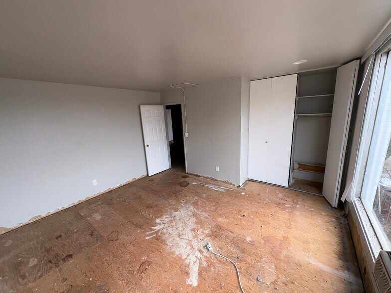 More Photos Of 416 Perrin St, Ypsilanti Apartments For Sale