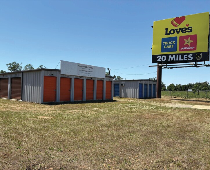 More Photos Of 54000 US-82, Itta Bena Self Storage For Sale
