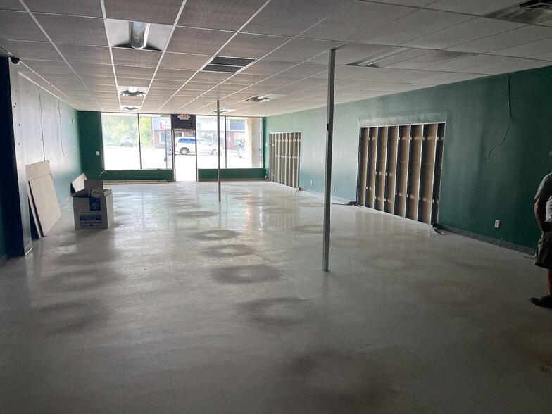More Photos Of 2700-2728 Cleveland Ave SW, Canton General Retail For Sale
