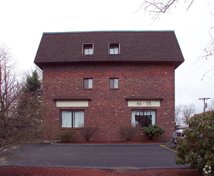 More Photos Of 61-75 Pond St, Sharon Office For Lease