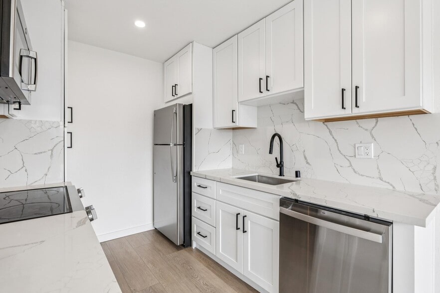 More Photos Of 1321 Columbus Ave, San Francisco Apartments For Sale