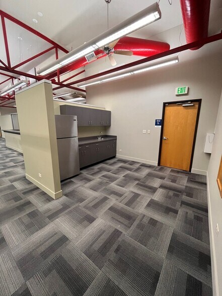 More Photos Of 300 W Main St, Boise Medical For Lease