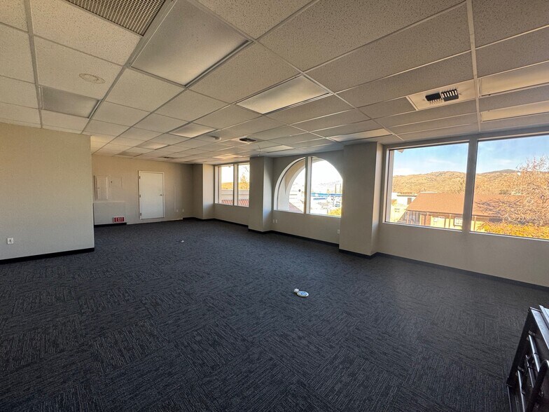 More Photos Of 113 E F St, Tehachapi Medical For Sale