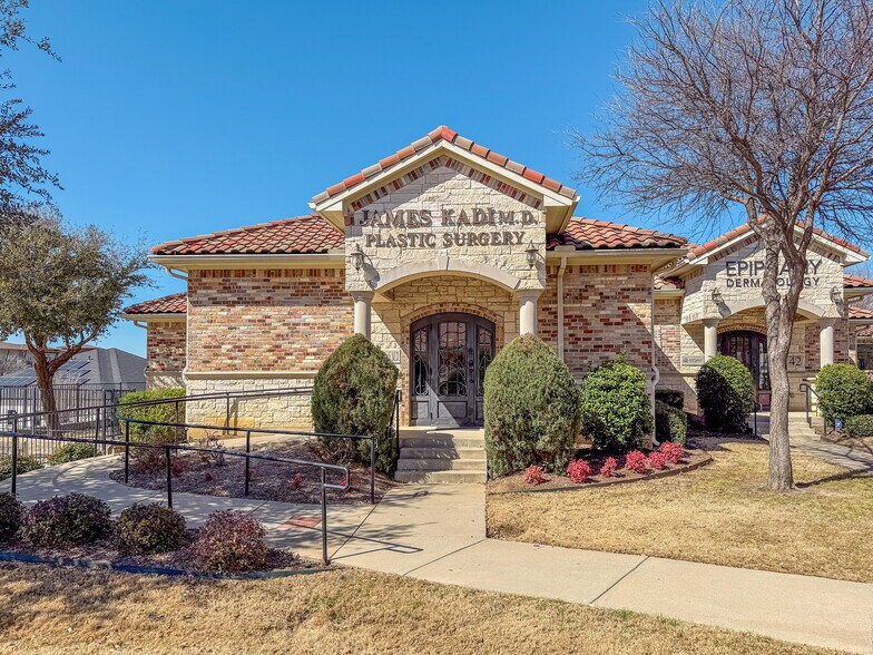 More Photos Of 3317 Unicorn Lake Blvd, Denton Medical For Lease