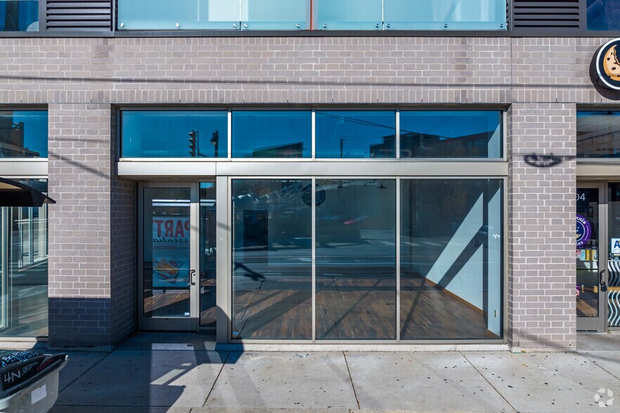 More Photos Of 2310 N Oakland Ave, Milwaukee Apartments For Lease