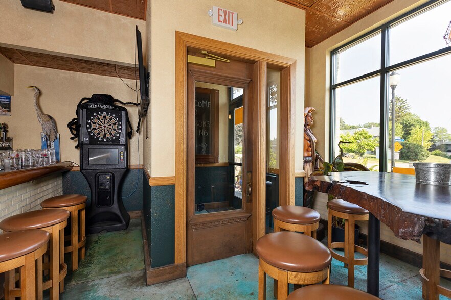 More Photos Of 200 W Milwaukee St, Jefferson Restaurant For Sale