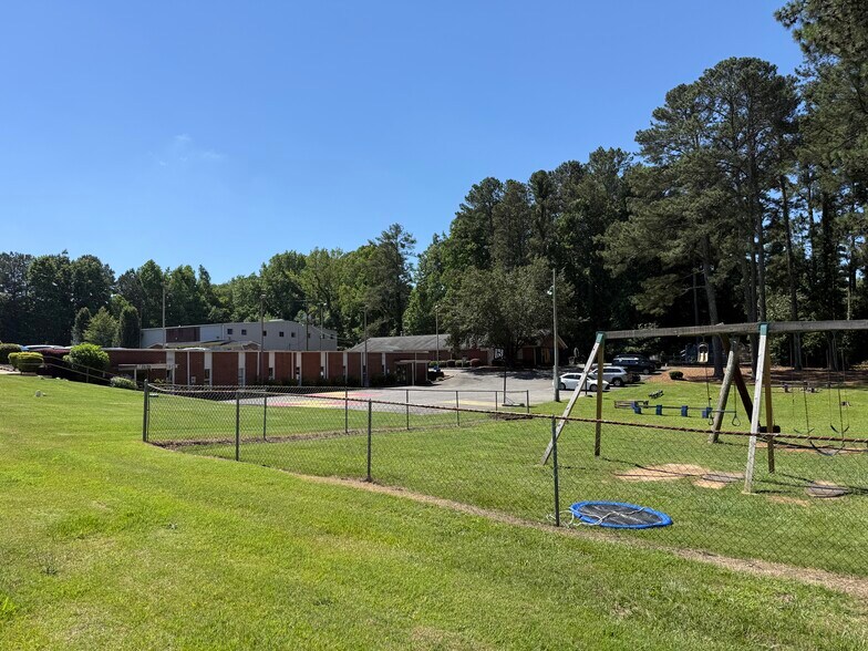 More Photos Of 5496 Highway 92, Acworth Religious Facility For Sale