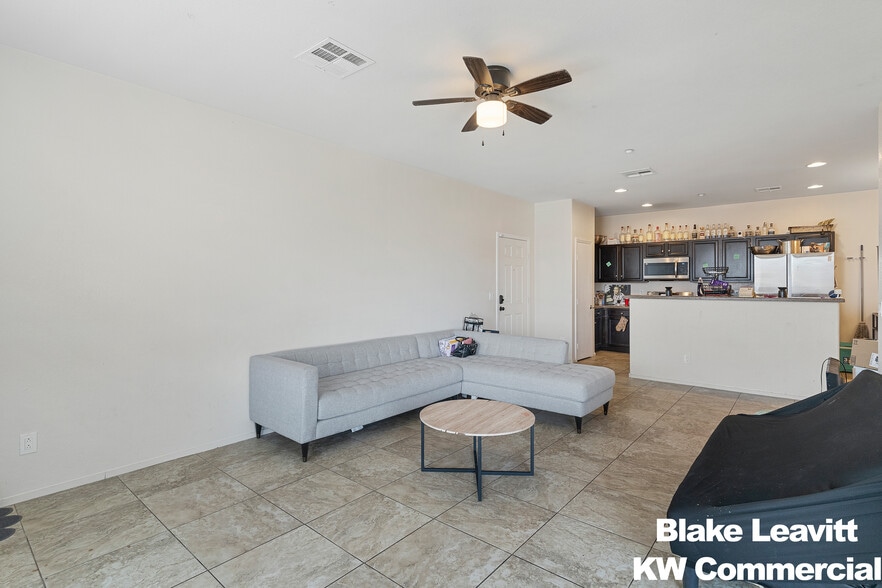 More Photos Of , Las Vegas Multifamily For Sale
