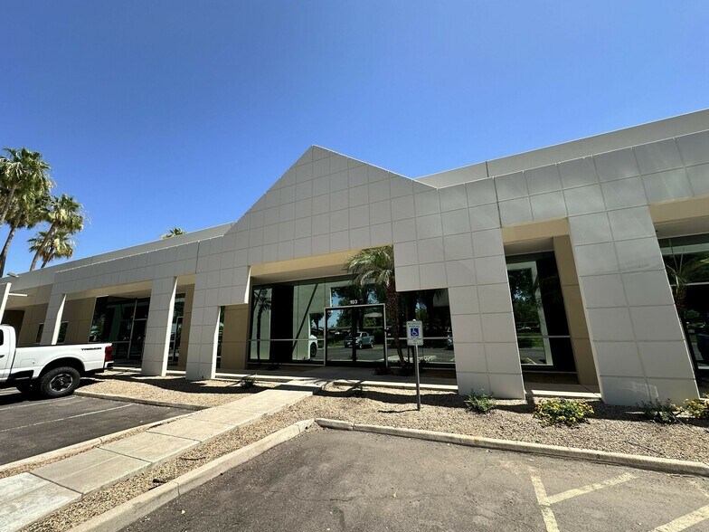 More Photos Of 1548 N Tech Blvd, Gilbert Manufacturing For Lease