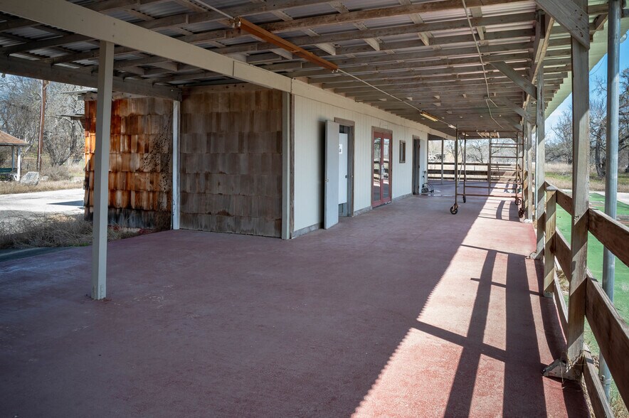 More Photos Of 1563 Gruene Rd, New Braunfels Land For Sale