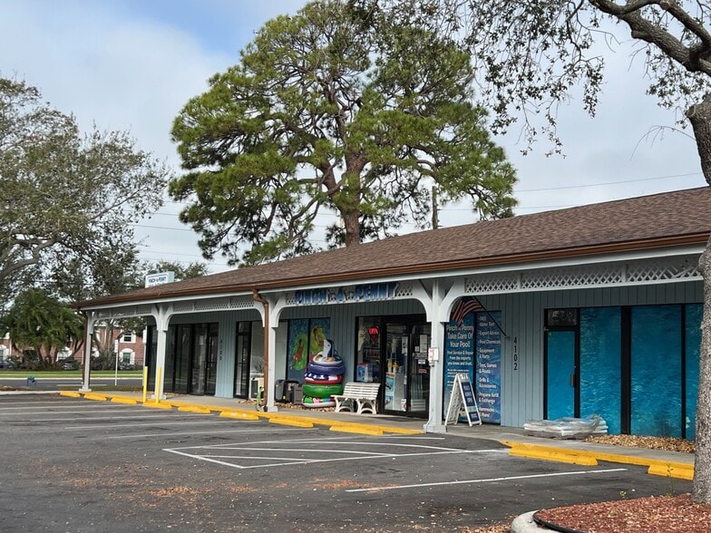 More Photos Of 4102 34th St S, Saint Petersburg Storefront Retail Office For Lease