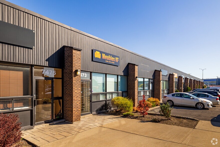 More Photos Of 7451-7499 Rte Transcanadienne, Montréal Warehouse For Lease