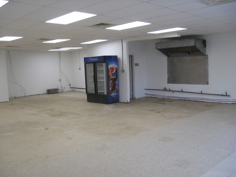 More Photos Of 3 S Main St, Franklinville Freestanding For Sale