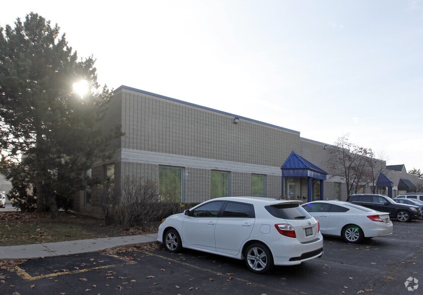 More Photos Of 5028 S Service Rd, Burlington Light Distribution For Sale