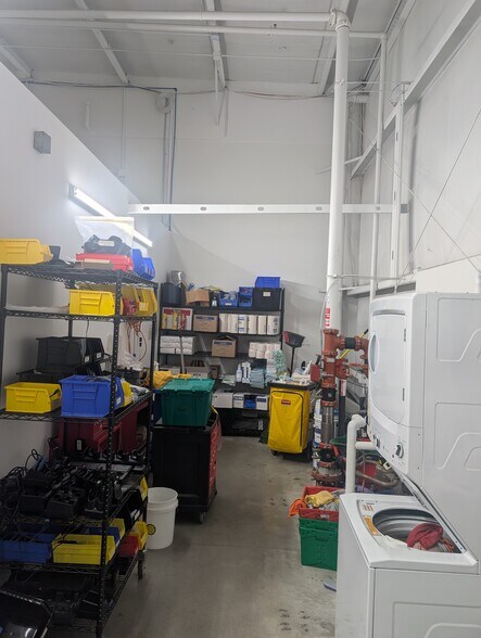 More Photos Of 2336 112th Ave, Holland Warehouse For Sale