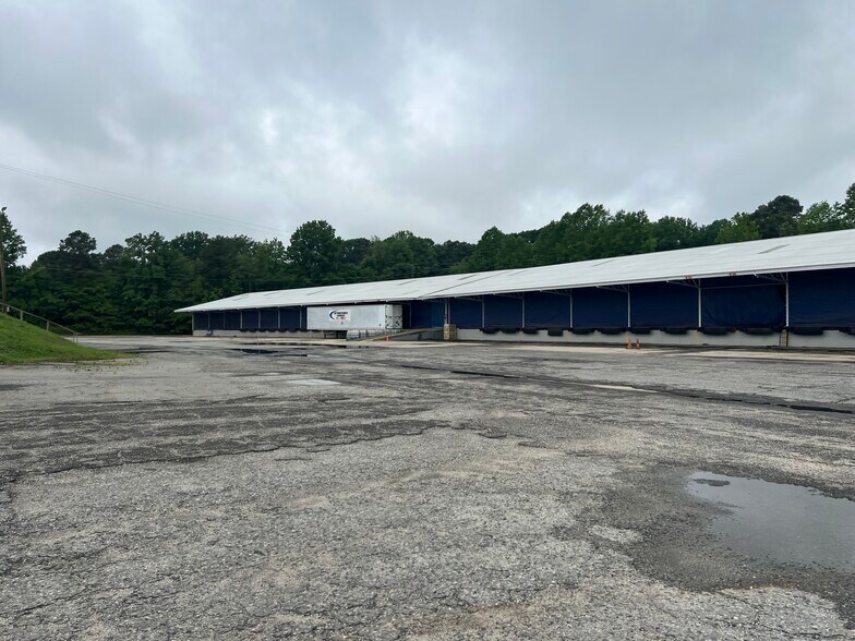 More Photos Of 1201 E Church St, Cherryville Unknown For Lease