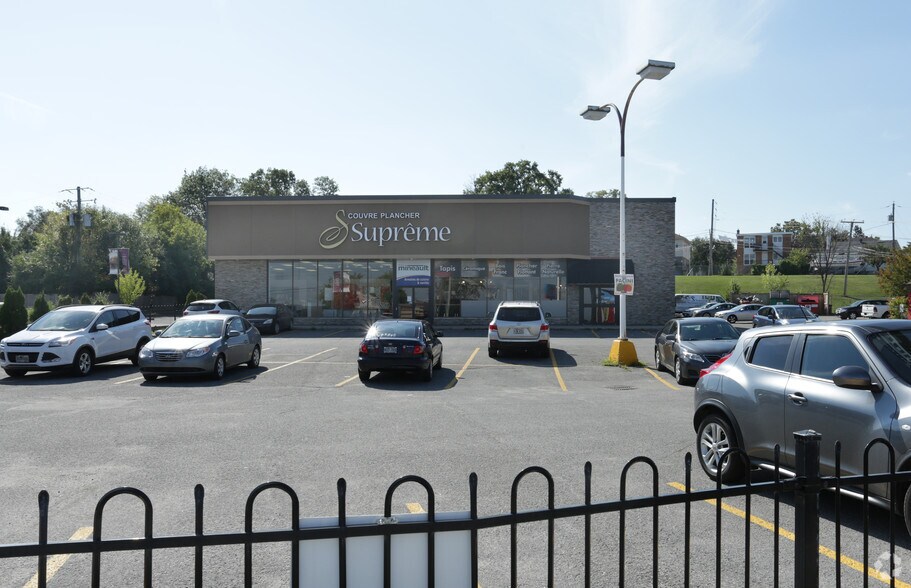 More Photos Of 613 Boul Saint-Joseph, Gatineau Storefront Retail Office For Lease