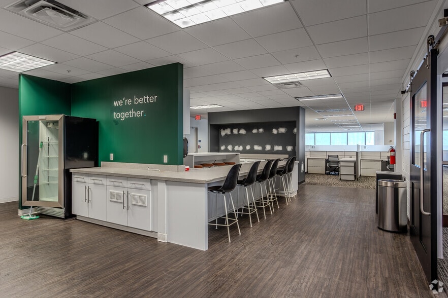 More Photos Of 180 E Broad St, Columbus Office For Lease