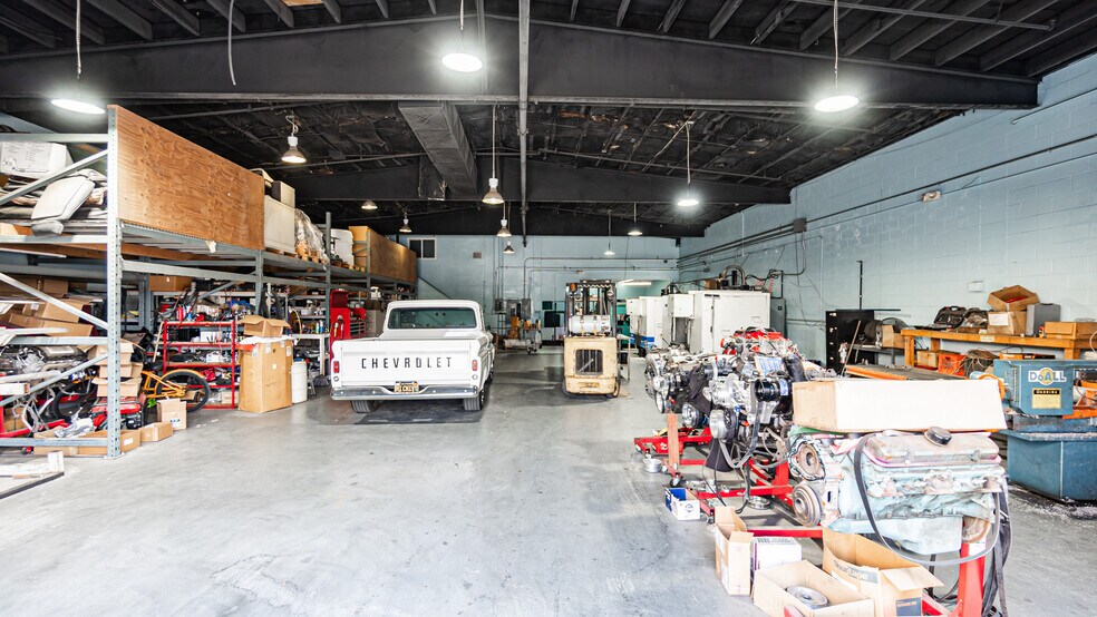 More Photos Of 280 S I St, San Bernardino Warehouse For Lease