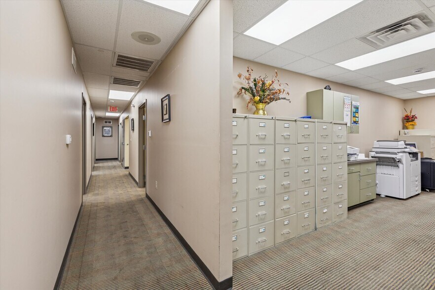 More Photos Of 119 S Easton Rd, Glenside Office For Sale