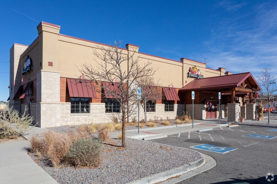 More Photos Of 15725 E Briarwood Cir, Aurora Restaurant For Sale