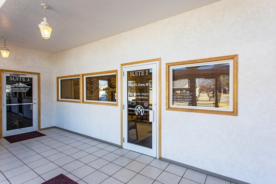 More Photos Of 1263 Bennett Ave, Burley Medical For Lease