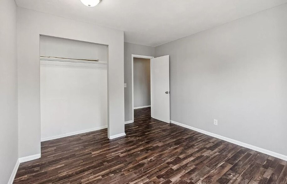 More Photos Of 4221 N Grand River Ave, Lansing Apartments For Sale