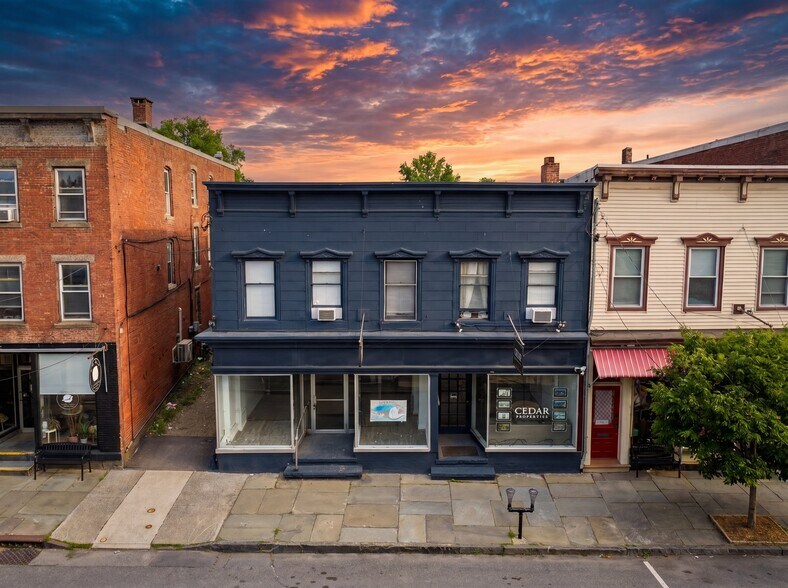 More Photos Of 105 Partition St, Saugerties Storefront Retail Residential For Sale