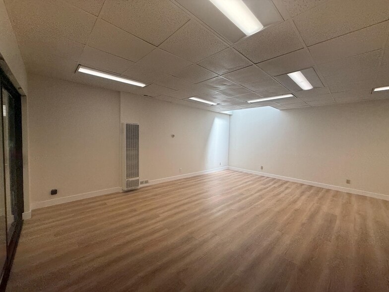 More Photos Of 2578 Noriega St, San Francisco Storefront Retail Office For Lease