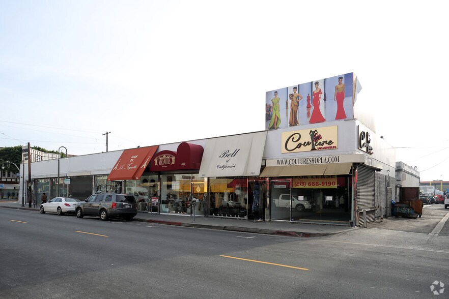 More Photos Of 218-230 Pico Blvd, Los Angeles Storefront For Lease