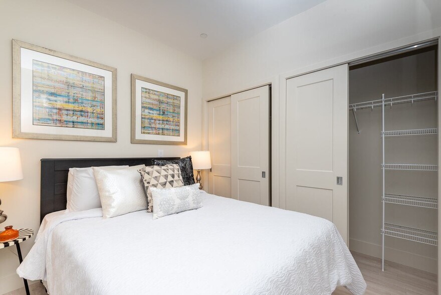 More Photos Of 39 Trotter Rd, Weymouth Apartments For Lease