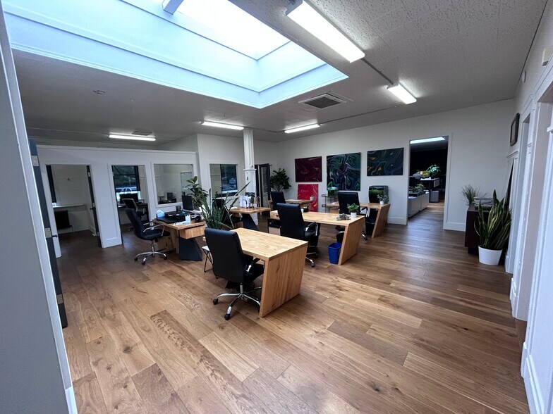 More Photos Of 88 E Hamlin St, Seattle Office For Lease