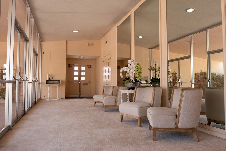 More Photos Of 605 S Riverside Dr, Palm Springs Religious Facility For Sale