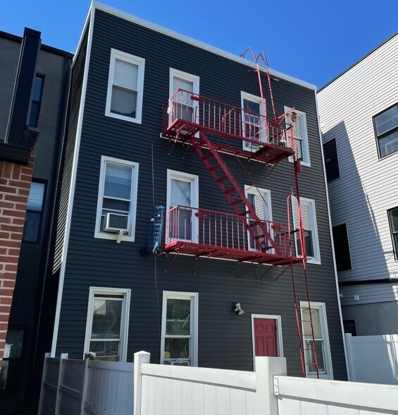 More Photos Of 80 Paterson St, Jersey City Apartments For Sale