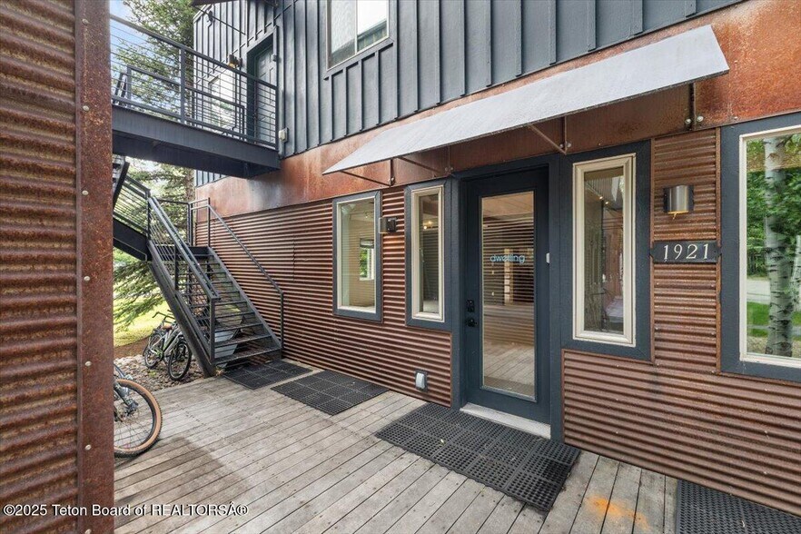 More Photos Of 1921 N Moose Wilson Rd, Wilson Office Residential For Sale