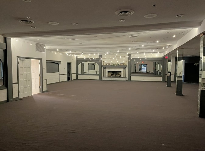 More Photos Of 4555 W York House Rd, Wadsworth General Retail For Sale