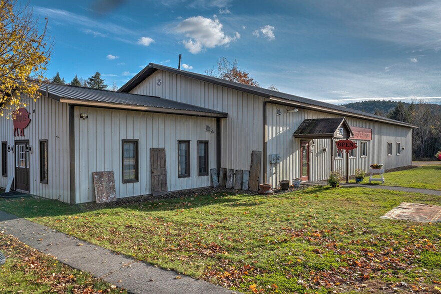 More Photos Of 867 Route 12, Westmoreland Flex For Lease