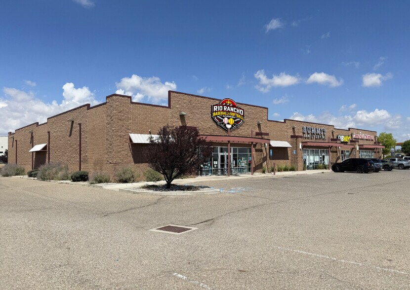 More Photos Of 7800 Carr Way NE, Rio Rancho Storefront For Sale