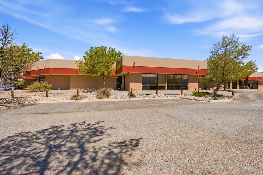 More Photos Of 3121 Amherst NE dr, Albuquerque Office For Sale