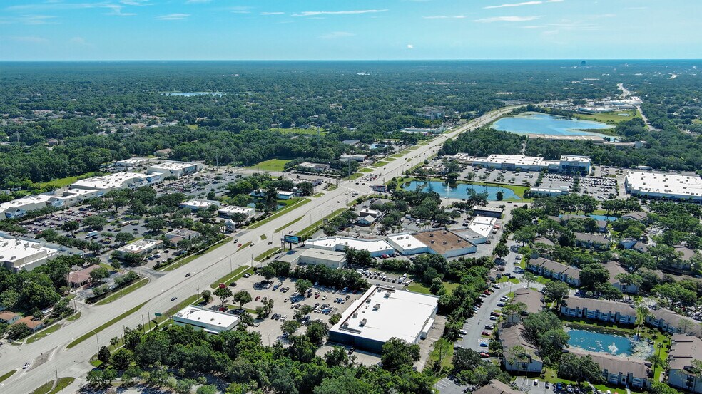 More Photos Of 2182-2188 E Semoran Blvd, Apopka Flex For Lease