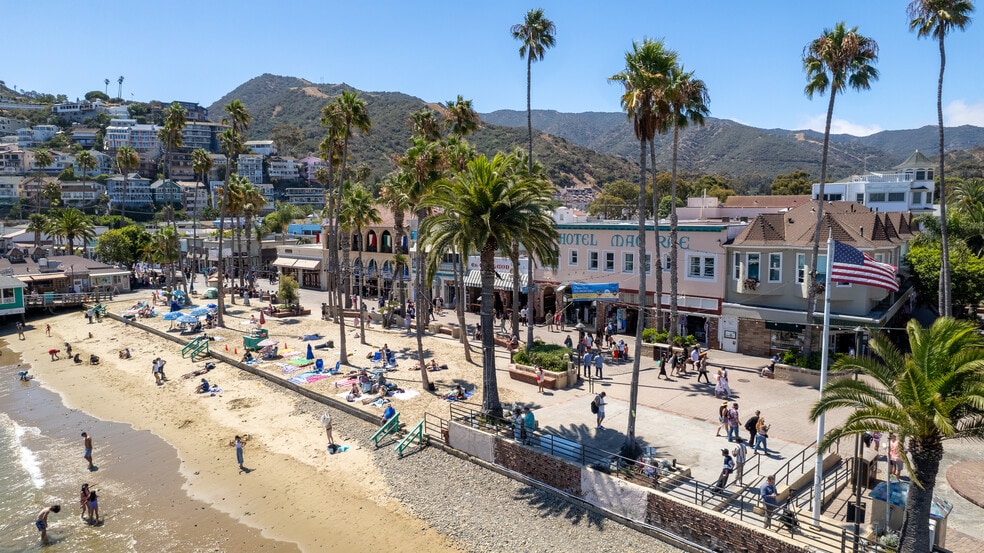 Primary Photo Of 409 Crescent Ave, Avalon Hotel For Sale