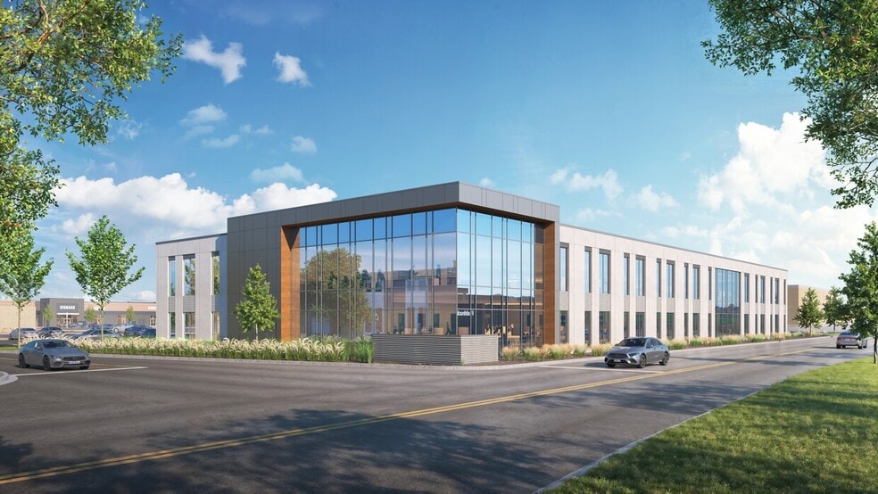 More Photos Of Bluemound Rd @ Moorland Rd, Brookfield Medical For Lease