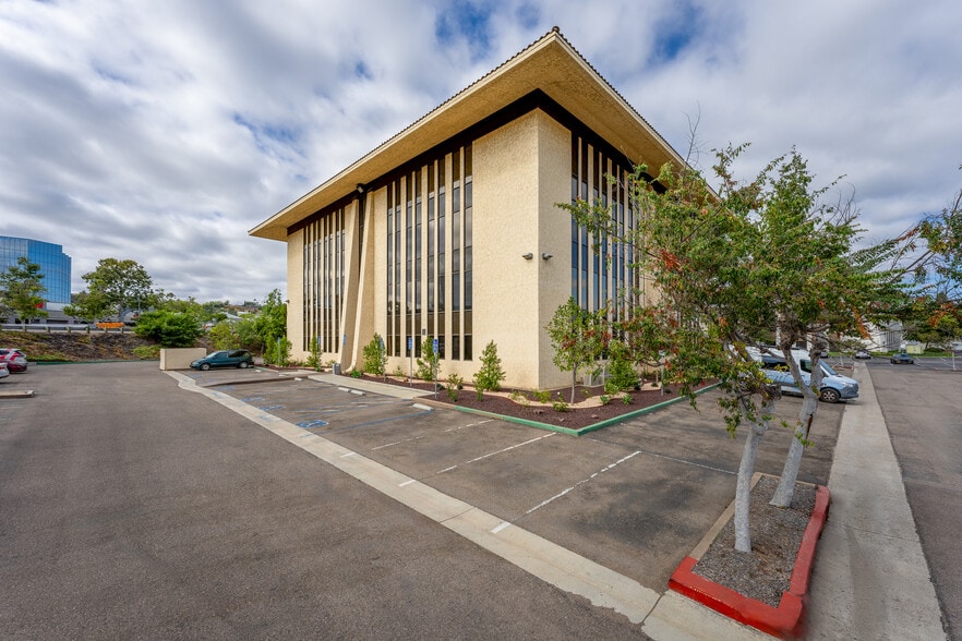 More Photos Of 7801 Mission Center Ct, San Diego Medical For Lease