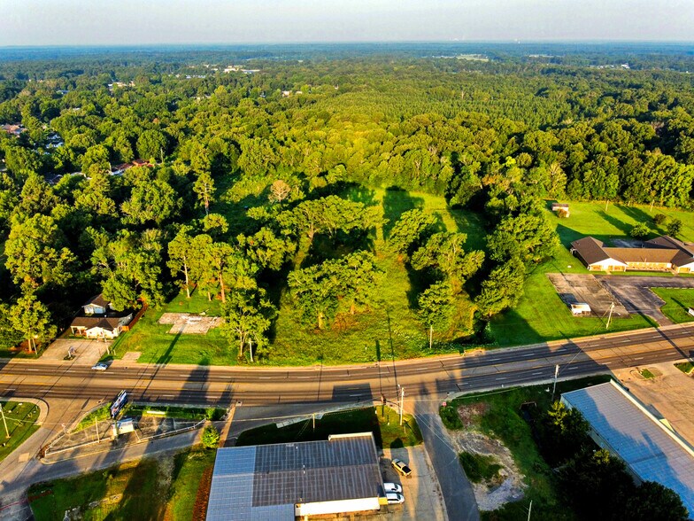 More Photos Of 712 N Hervey St, Hope Land For Sale